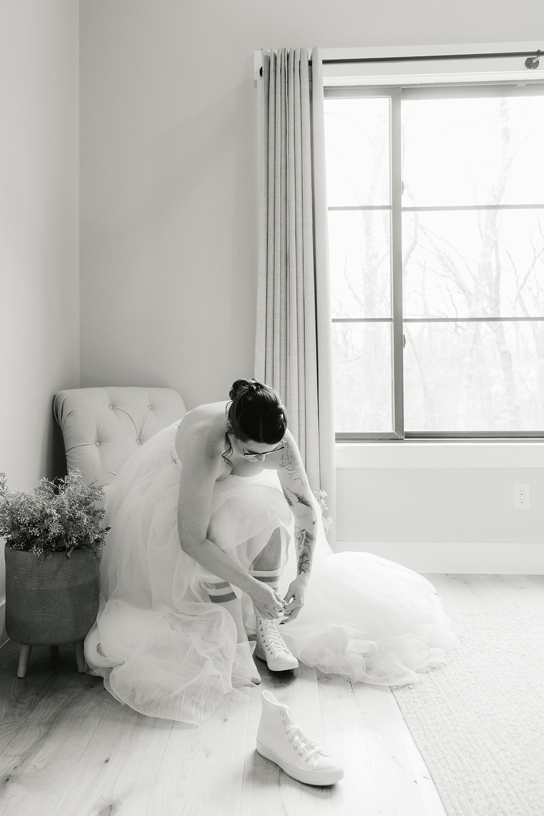 bride getting ready for her wedding at Discoveryland Ranch
