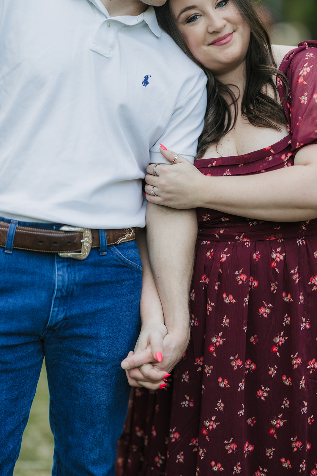 couple takes engagement photos at the Philbrook Museum of Art