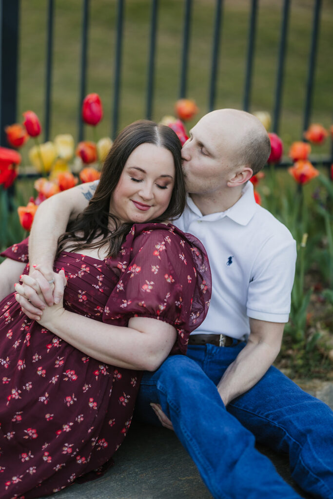 couple takes engagement photos at the Philbrook Museum of Art