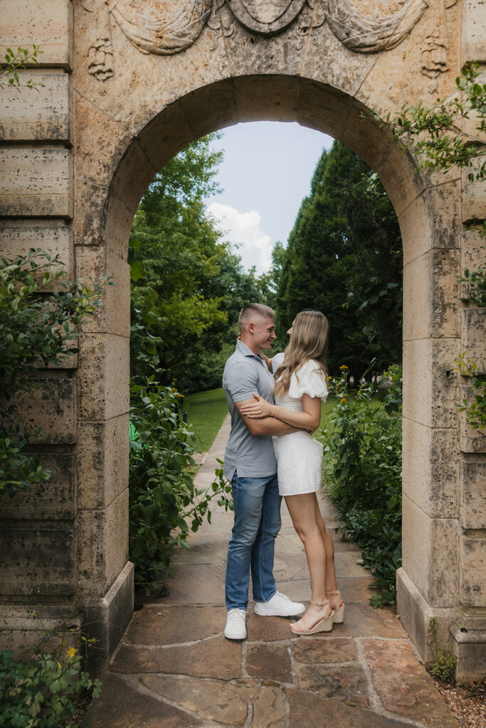 Engaged and Don’t Know Where to Start? A Step-By-Step Guide to Wedding Planning for Newly Engaged Couples