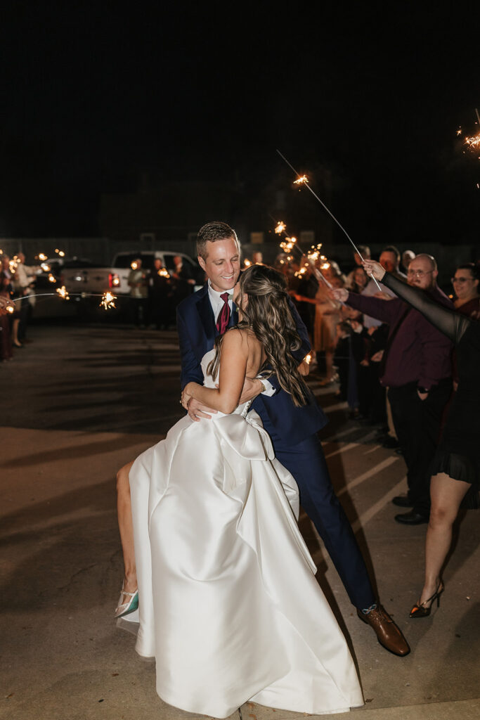A Timeless Holy Family Cathedral Wedding in Tulsa: Jessica & Marshall’s Elegant Day