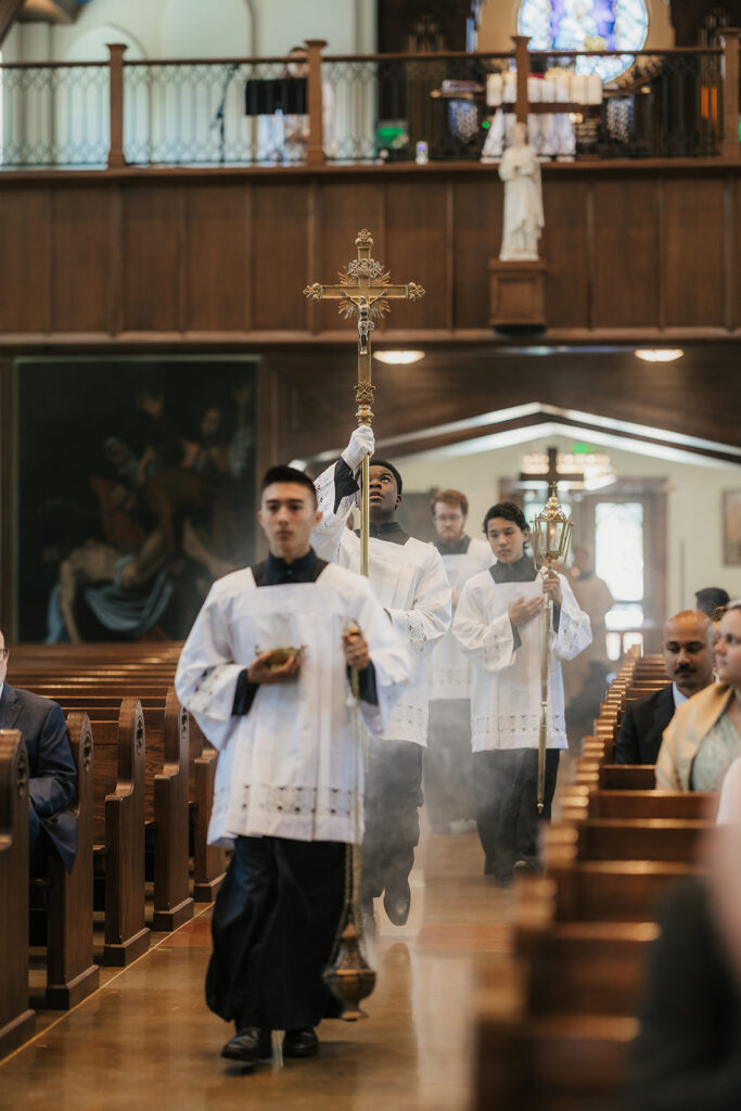 stunning catholic wedding in oklahoma