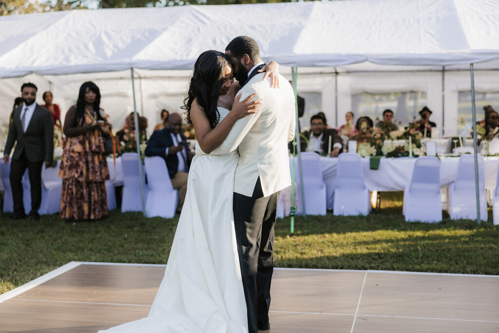 Newly married couple at their first dance