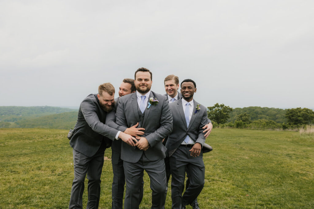 fun picture of the groom and his groomsmen