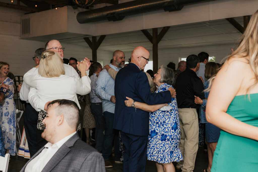  A Spring Wedding in Oklahoma: Rain, Wind & a Beautiful Pivot at The View at Hillside Barn
