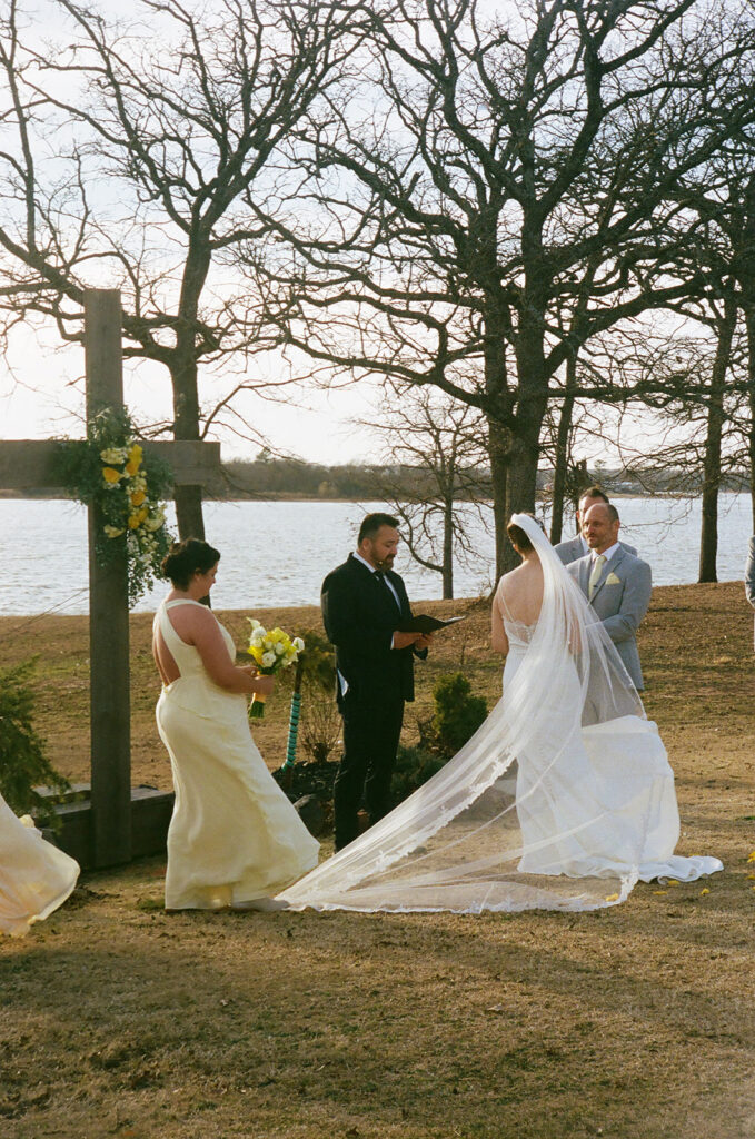 A Romantic LakeSide Wedding Venue in Shawnee, Oklahoma | Teresa & Danny