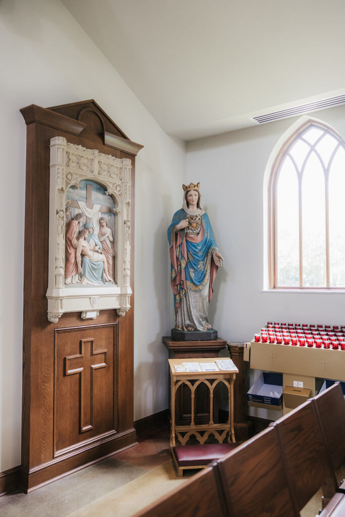 The Perfect Catholic Wedding Timeline (With & Without a First Look)