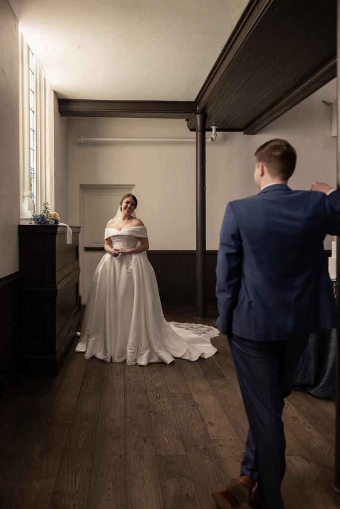 bride and groom at their dream bridal portraits