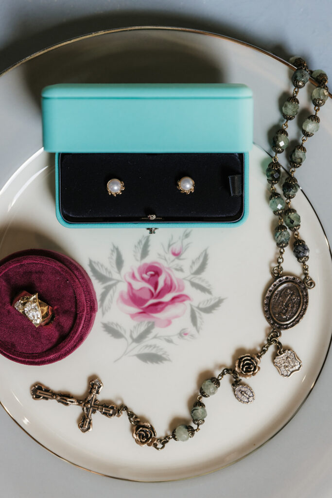 A Romantic Tulsa Catholic Wedding at Christ the King & The Gateway Event Center