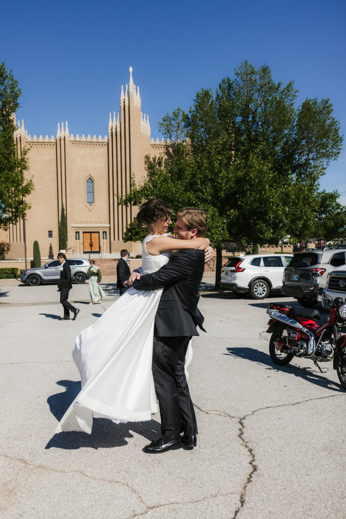 A Romantic Tulsa Catholic Wedding at Christ the King & The Gateway Event Center