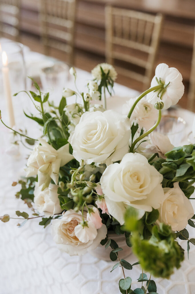 beautiful floras at the wedding reception
