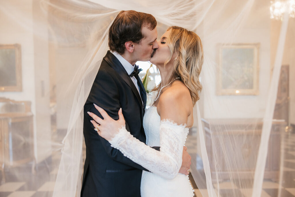 A Timeless E.W. Marland Mansion Wedding in Ponca City, Oklahoma | Emma & Kaden