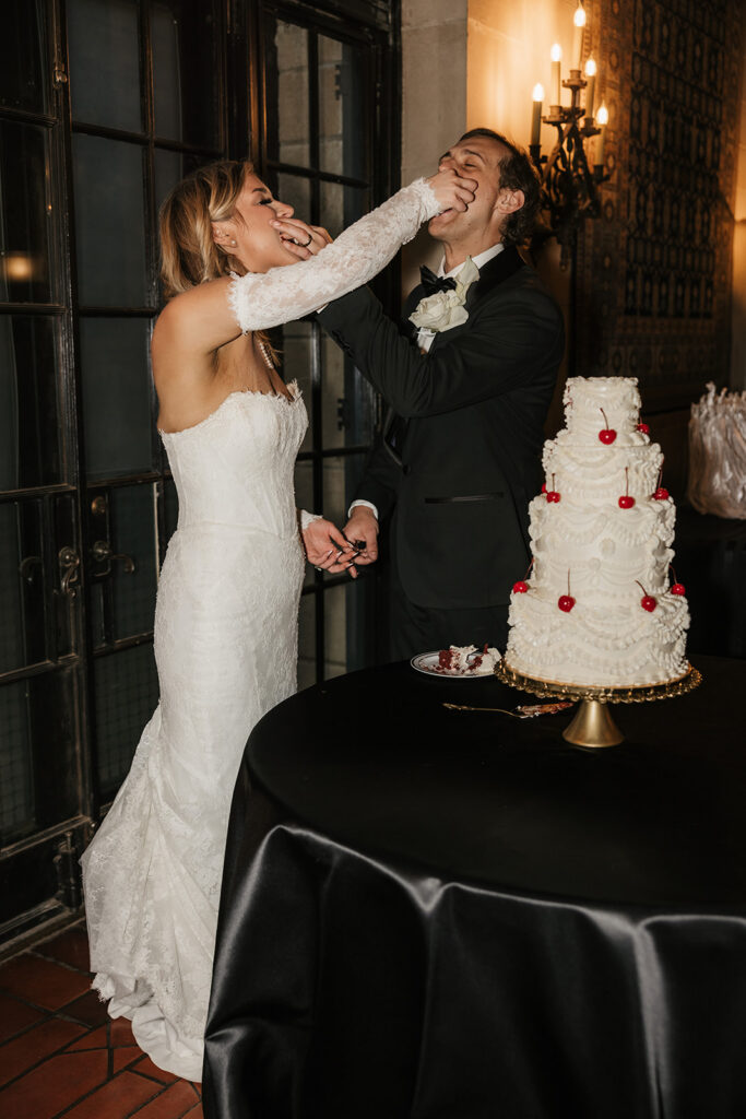 cute picture of the newlyweds kissing