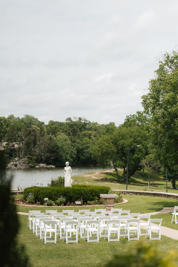 elegant and timeless wedding reception