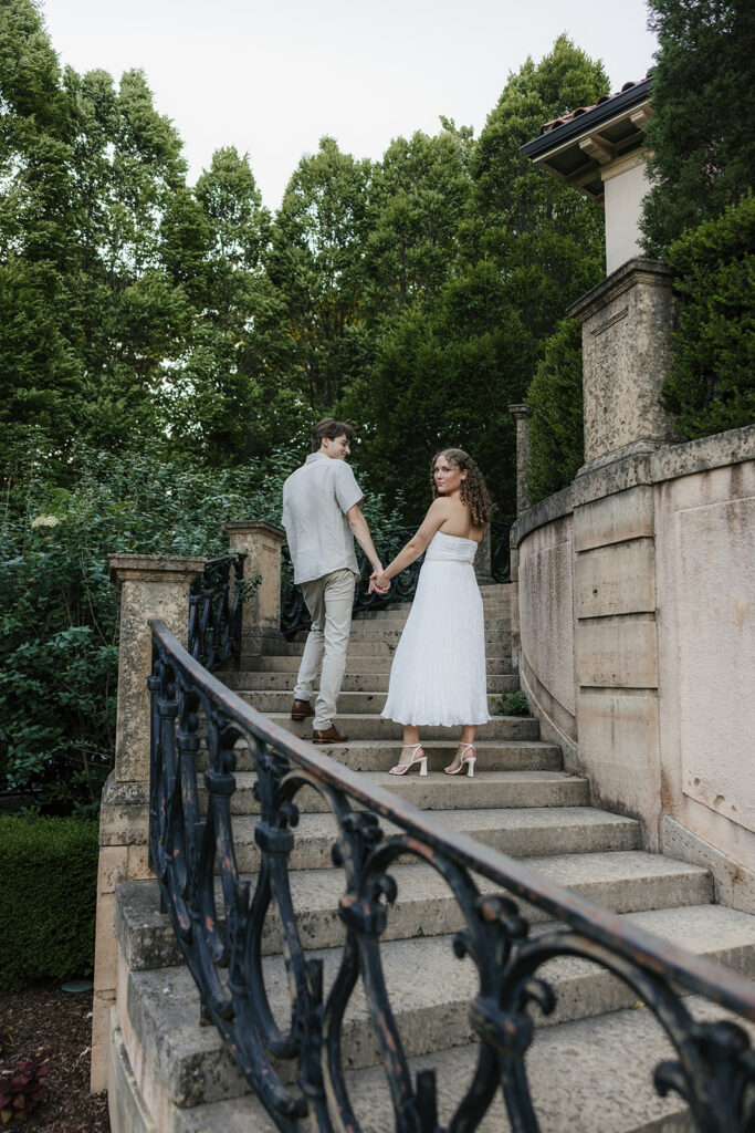 couple holding hands during their photoshoot